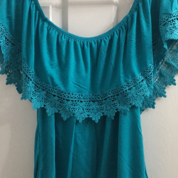 🎉💕PRETTY BNWT RUE 21 LRG TURQUOISE CROP TOP💕🎉 - Picture 2 of 8
